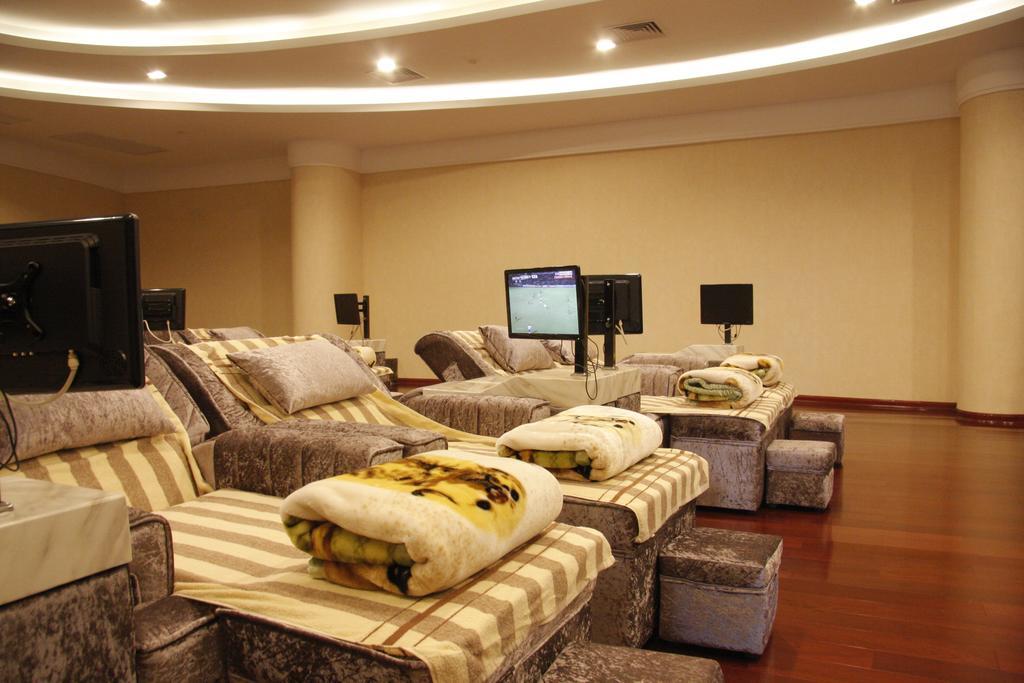 Runyang Huanlong Hotel Zhenjiang  Buitenkant foto